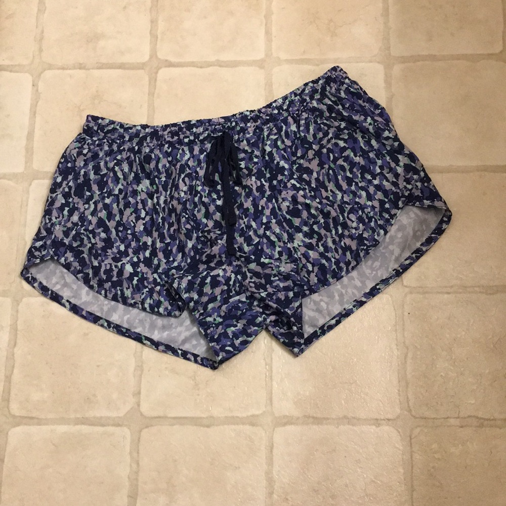 Old navy active shorts